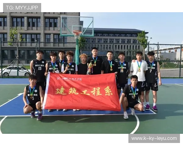 世界篮球学院在教练培养中实施国际轮岗交流提升素质，国际篮球专业